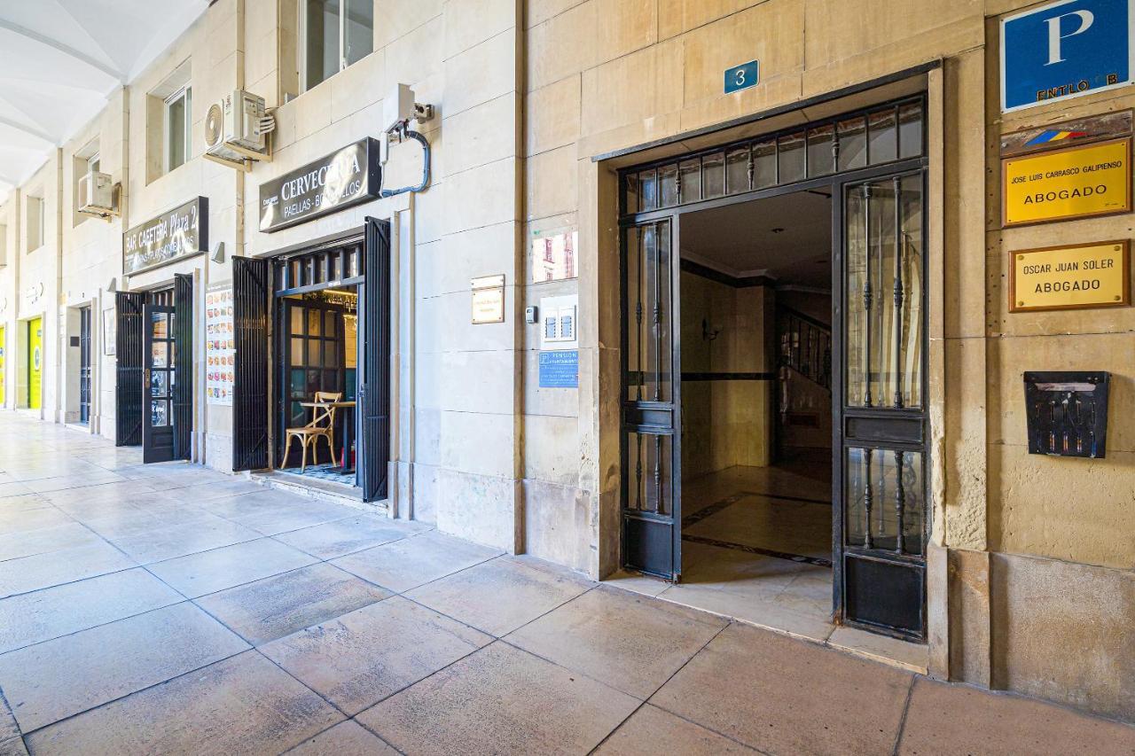 Pension Ayuntamiento Alicante Exterior foto